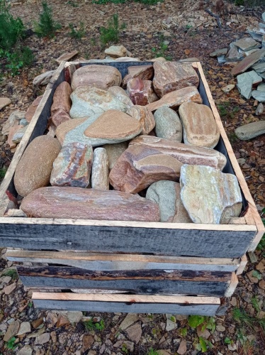 Златолит жёлтый, жёлто-зелёный глыбки и валуны для ланшафтного дизайна купить в Тюменской области