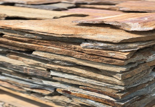 Плитняк кора дерева для цоколя, отмостки купить в Тюменской области