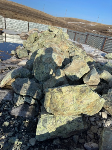 Камни для ландшафтного дизайна зелёные 10-60 килограмм купить в Тюменской области