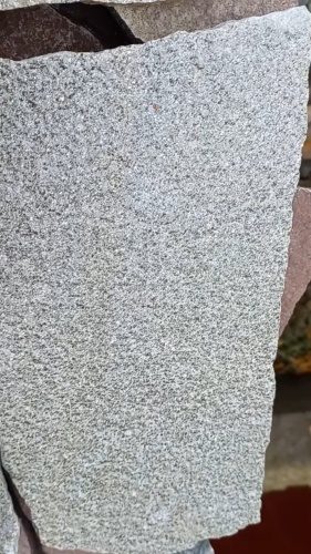 Плитняк златолит серебристый для цоколя, отмостки купить в Тюменской области