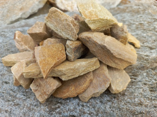 Златолит жёлтый декоративная каменная крошка купить в Тюменской области