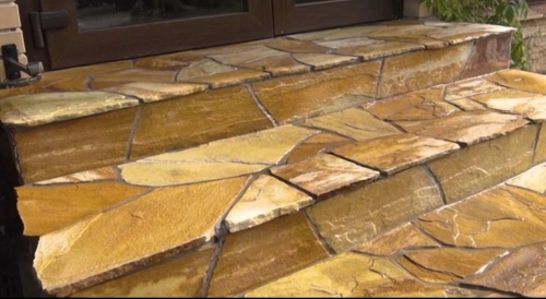 Плитняк златолит жёлтый золотистый для отмостки купить в Тюменской области