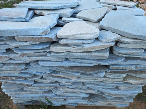 Плитняк златолит зелёный галтованный для цоколя купить в Тюменской области