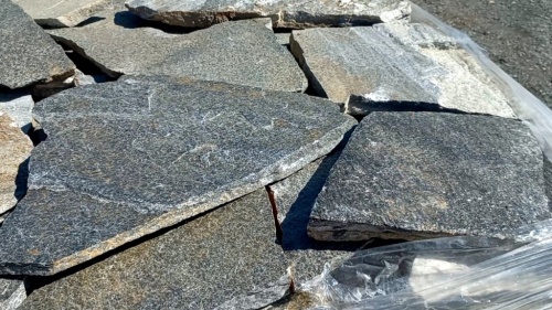 Серицит для облицовки цоколя, отмостки купить в Тюменской области